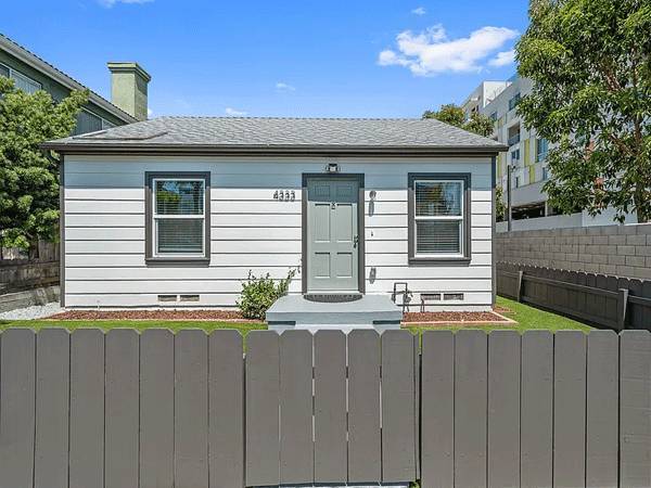 1BR/1BA Single Family House on Maple St Unit 14 · Santa Cruz photo 2