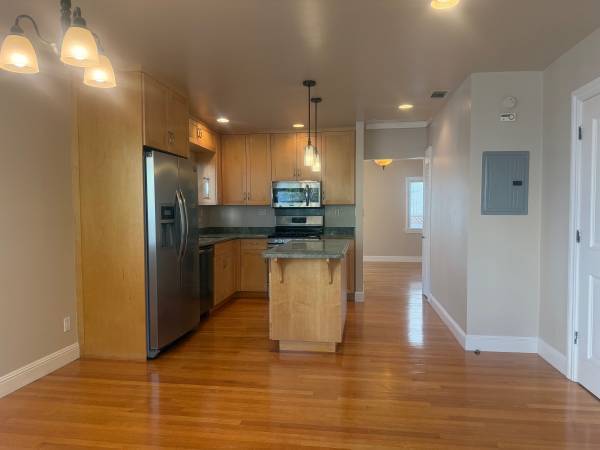 1BR/1BA Apartment · Santa Cruz photo 3