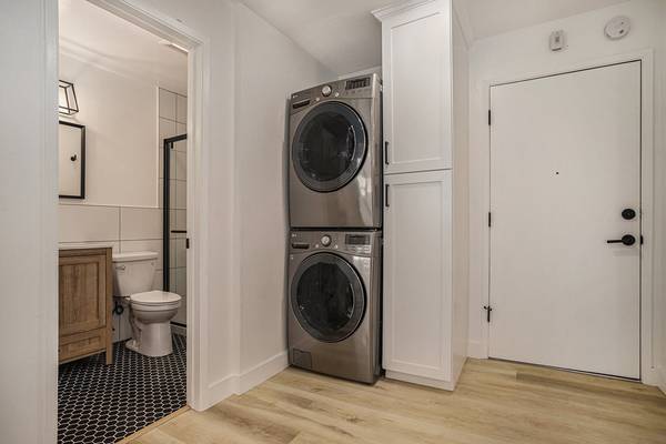 1BR/1BA Apartment · San Francisco photo 3
