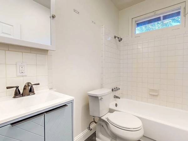 1BR/1BA Apartment · San Francisco photo 3