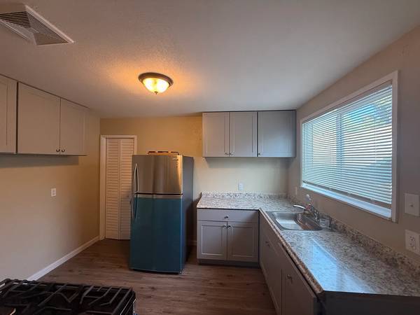 1BR/1BA Apartment · San Francisco photo 5