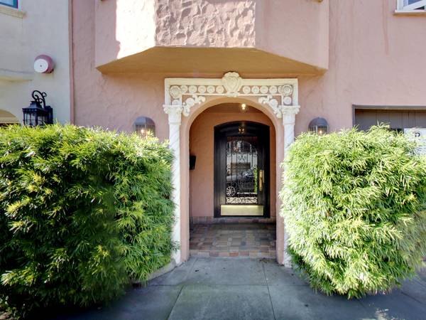 1BR/1BA Apartment on Casa Way 201 · San Francisco photo 5