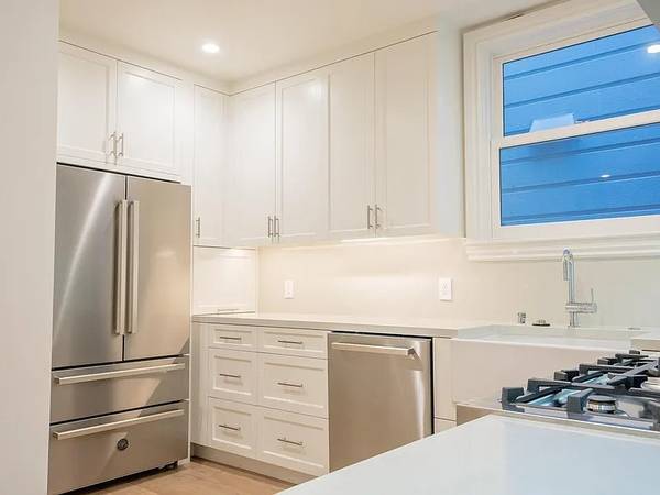 2BR/1BA Apartment · San Francisco photo 2