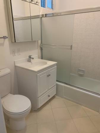 1BR/1BA Apartment · San Francisco photo 5