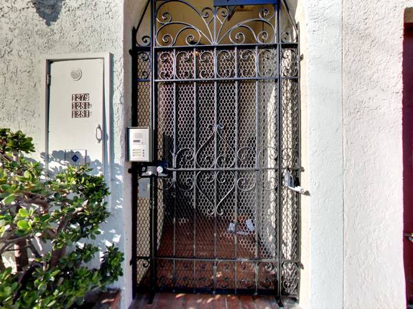 3BR/3BA Apartment on A 41st Avenue · San Francisco photo 3