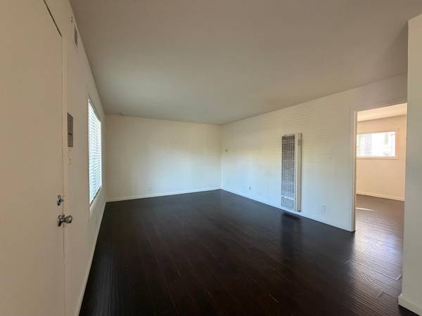1BR/1BA Apartment · Concord photo 5