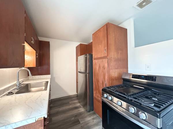 1BR/1BA Apartment · San Francisco photo 3
