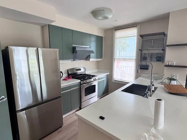 5900 3rd Street, San Francisco, CA 94124 photo 3