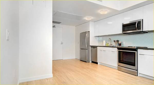 1BR/1BA Apartment on Brannan St · San Francisco photo 2
