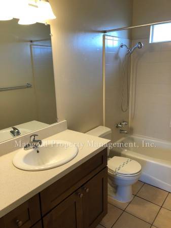 1BR/1BA Apartment · Salinas photo 5