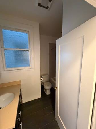 1BR/1BA Single Family House on Lasalle Dr · Bronx photo 3