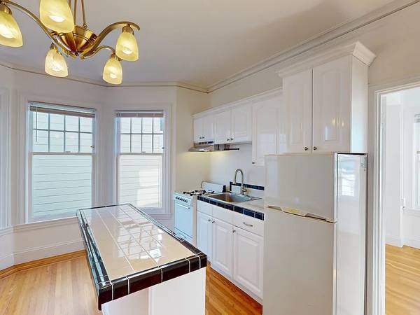1BR/1BA Apartment · San Francisco photo 4
