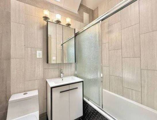 2BR/1BA Apartment · Hempstead photo 4
