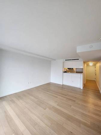 1BR/1BA Apartment · San Francisco photo 2