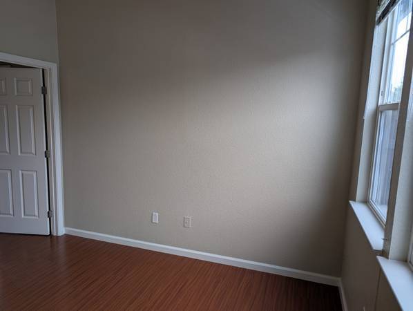 2BR/1BA Apartment · Santa Rosa photo 5