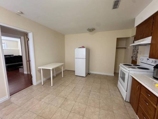 1BR/1BA Apartment · Staten Island photo 4