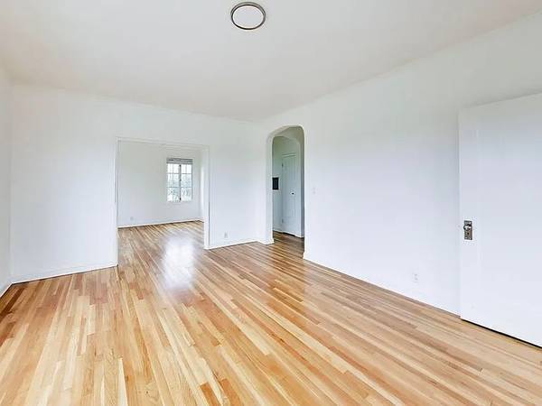 2BR/1BA Apartment · Emeryville photo 4