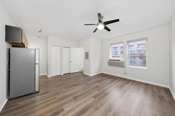 1BR/1BA Apartment · Chicago photo 5