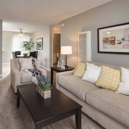 2BR/1BA Apartment · San Francisco photo 3