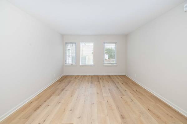 2BR/2BA Apartment · San Francisco photo 2