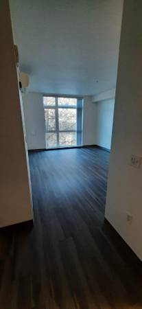 2BR/1BA Apartment · Oakland photo 4