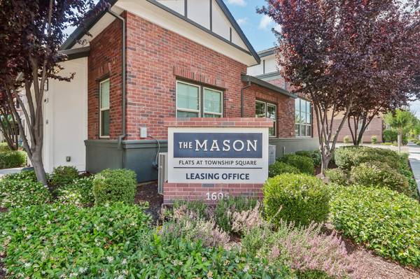 Apartments on Lexington Ln · Pleasanton