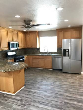 3BR/2BA Apartment · Gilroy photo 2