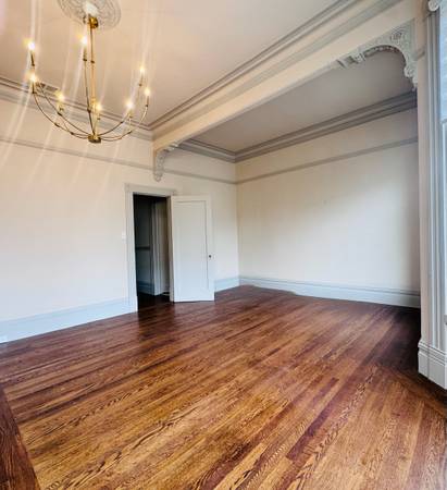 2BR Flat · San Francisco photo 2