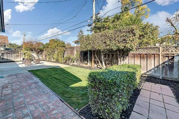 3BR/2BA Single Family House on W Remington Drive · Sunnyvale photo 2