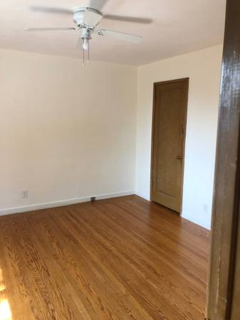 1BR/1BA Apartment · Oakland photo 5