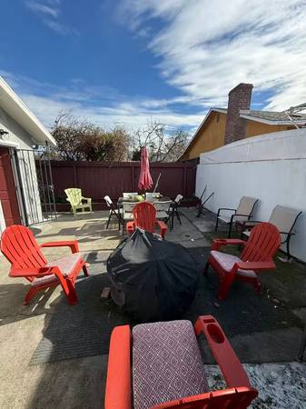 1BR/1BA Single Family House · Menlo Park photo 4