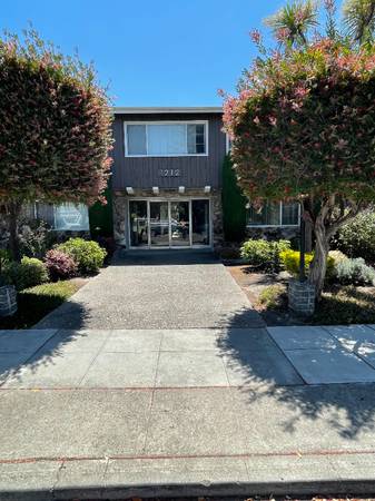 1212 Regent Street, Alameda, CA 94501 photo 5