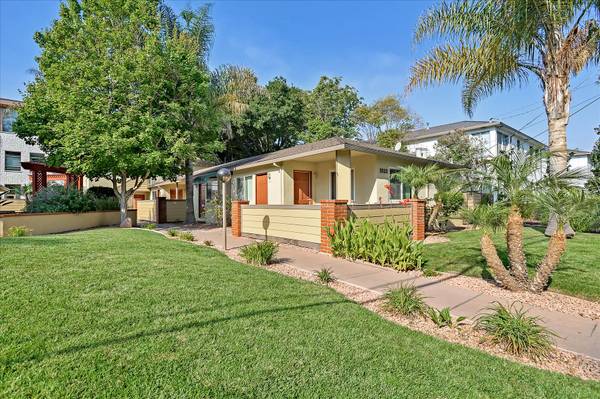 2BR/1BA Apartment on Noel · Menlo Park photo 4