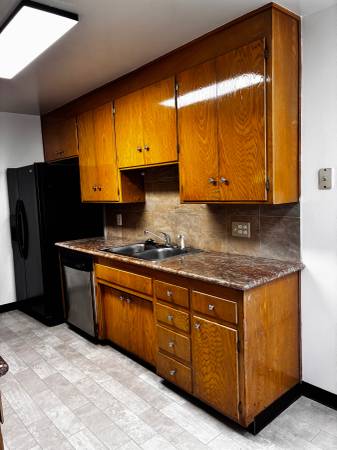 2BR/1BA Duplex · Campbell photo 4