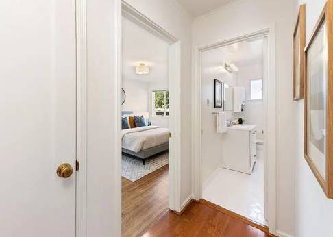 2BR/1BA Apartment · San Carlos photo 3