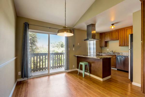 1BR/1BA Apartment · Palo Alto photo 2