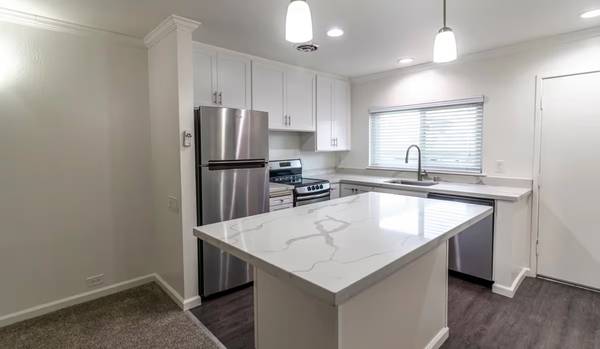 Apartments on Trinity Ave · Walnut Creek photo 5