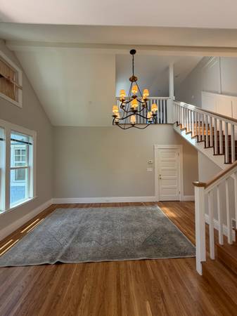 2BR/2BA Apartment on G Street · Kentfield photo 2