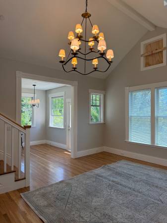 2BR/2BA Apartment on G Street · Kentfield photo 3