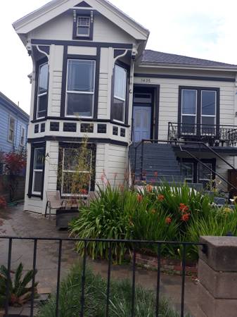 1BR/1BA Duplex · Alameda photo 3
