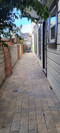 1BR/1BA Duplex · Alameda photo 4