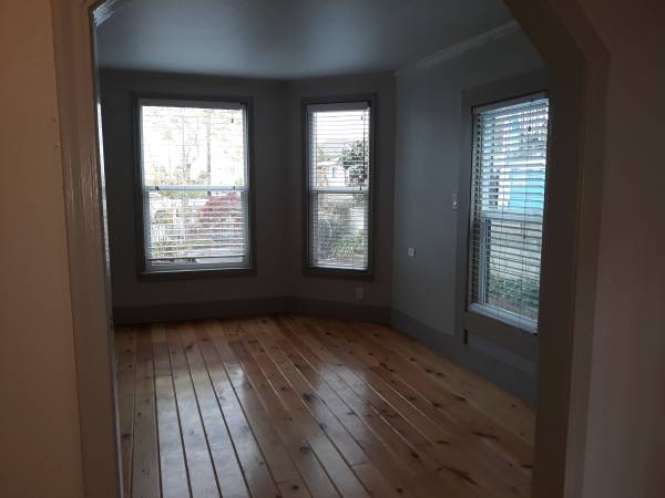 1BR/1BA Duplex · Alameda photo 5
