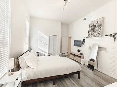 2BR/1BA Apartment · Santa Rosa photo 3