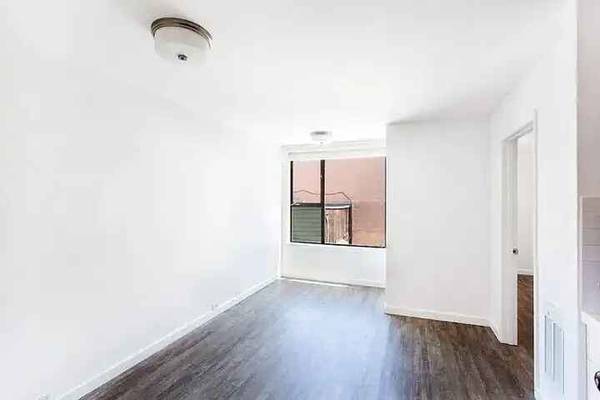 Updated Bright Huge 1650sf 2br/1ba+bonus Home Balboa Terrace Lots Of Natural Light Available Now photo 2