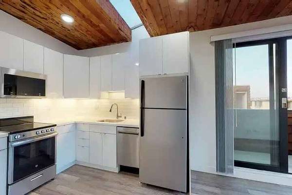 Updated Bright Huge 1650sf 2br/1ba+bonus Home Balboa Terrace Lots Of Natural Light Available Now photo 4