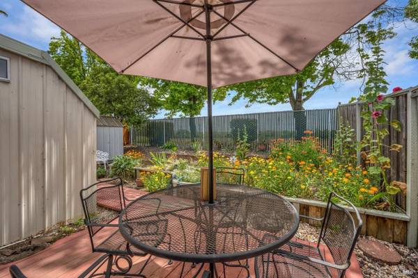 300 Stony Point Rd Santa Rosa, CA 95401 photo 2