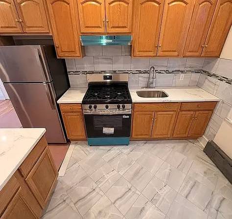 3BR/1BA Single Family House on Jefferson St · Fremont photo 3