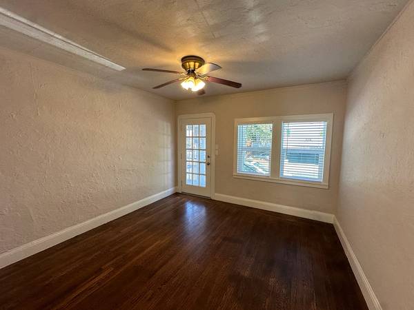Townhouses on Richardson St · Martinez photo 5