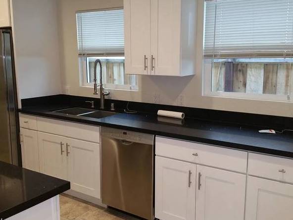 1BR/1BA Apartment · Mountain View photo 4