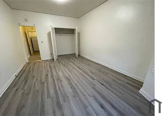 1BR/1BA Apartment on E 21st St · Oakland photo 3